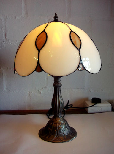 SGBSLMP100 Stained Glass Lamp